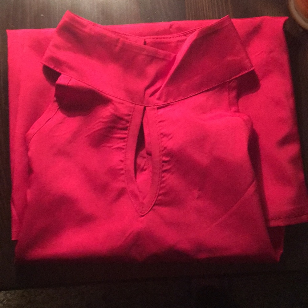 NWOT Sexy Red Top - Picture 3 of 10